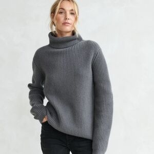 Jenni Kayne Cashmere Turtleneck In Storm Gray Size Small/Medium Oversized! EUC!